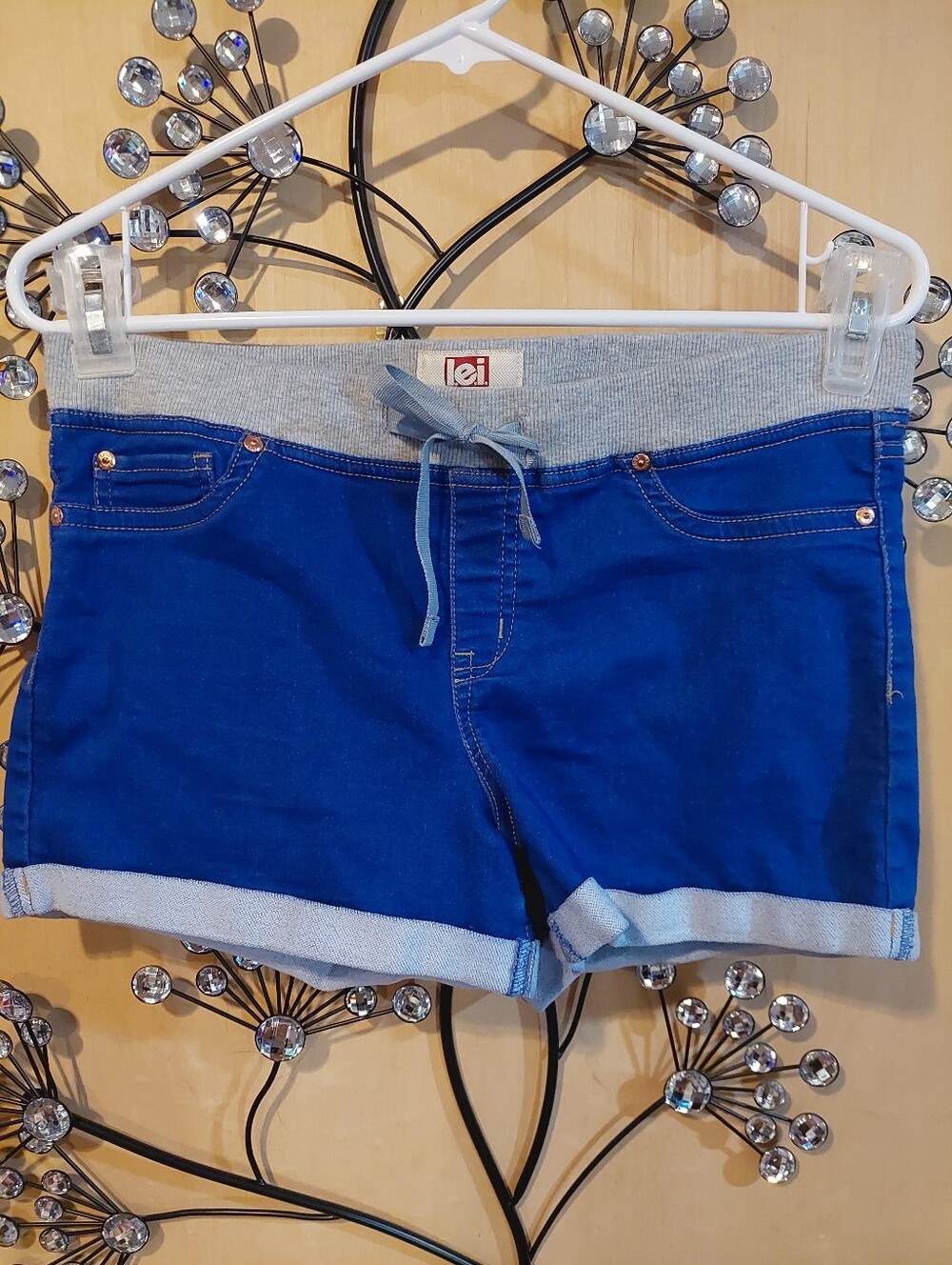 stretchy comfy jean shorts